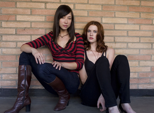 Mei Melancon und Lauren Lee Smith. Bild: Sender