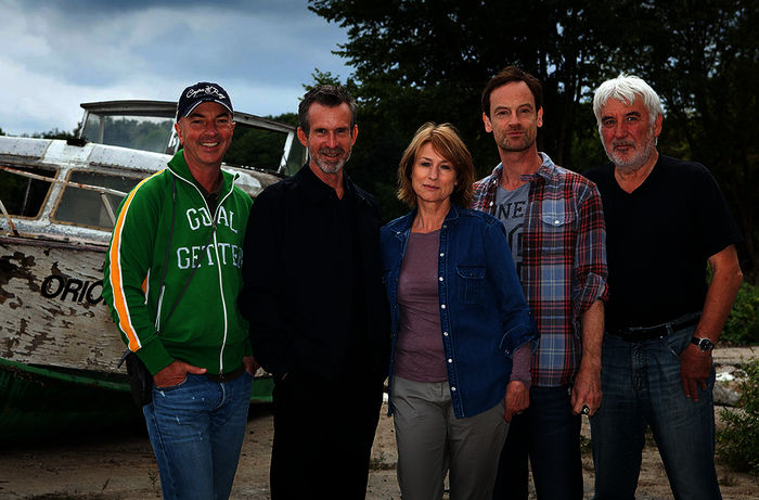 Hagen Bogdanski (Kamera), Ulrich Matthes (Bruno), Corinna Harfouch (Karen Bäumer), Jörg Hartmann (Georg Butt), Horst Sczerba (Regie, Autor). Bild: Sender / ARD Degeto / Conny Klein