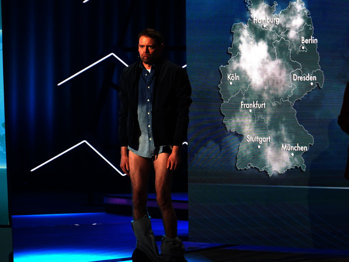 Frei Schnauze: Gastgeber Max Giermann. Bild: Sender/RTL