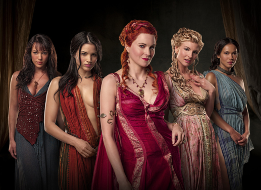 Widersacherinnen: Sura (Erin Cummings), Mira (Katrina Law), Lucretia (Lucy Lawless), Ilithyia (Viva Bianca) und Naevia (Lesley Ann Brandt) ... Bild: Sender