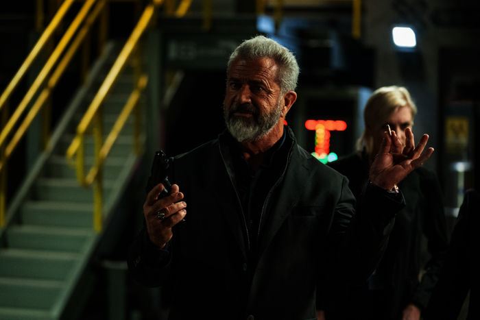 Boss Level: Colonel Clive Ventor (Mel Gibson). Bild: Sender /  RTL / 2021 Leonine Studios