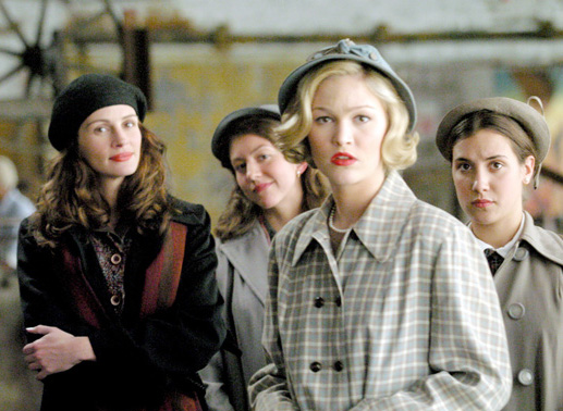 Mehr als nur Hausfrauen? Julia Roberts, Annika Marks, Julia Stiles, Daisy Baldwin. Bild: Sender