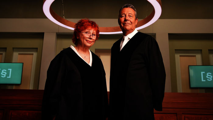 Richterin Barbara Salesch und Richter Ulrich Wetzel. Bild: Sender /RTL / Stefan Gregorowius 