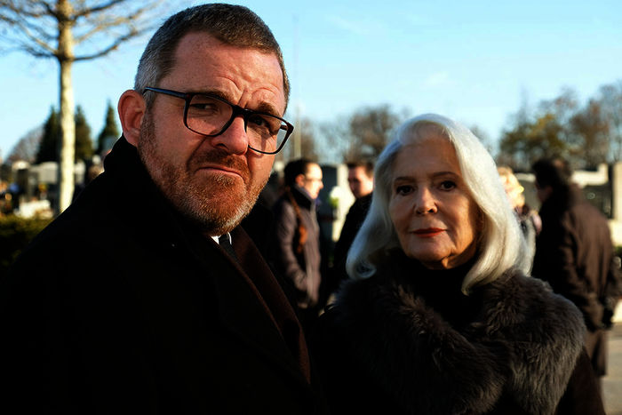 Cornelius Obonya (Reiter Junior), Christiane Hörbiger (Adelgunde "Gundi" Kramer). Bild: Sender / Mona Film / Petro Domenigg