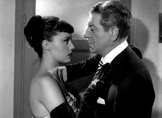 Josy (Jeanne Moreau) fleht Max (Jean Gabin) an, seinem Freund Riton beizubringen, dass sie sich von ihm trennen will. Bild: Sender