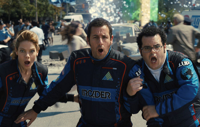 Adam Sandler, Kevin James und Michelle Monaghan in „Pixels“. Bild: Sender / Sony Pictures