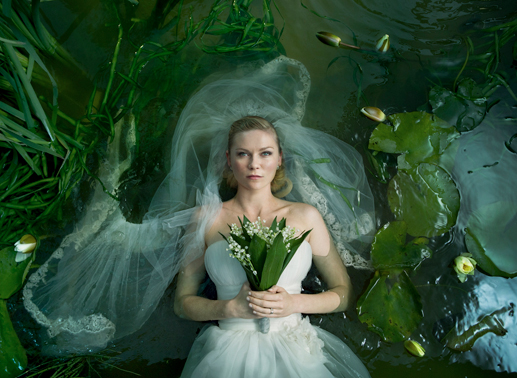 Die sch&ouml;ne Braut Justine (Kirsten Dunst) scheint alles zu haben, um gl&uuml;cklich zu sein. Doch sie leidet unter einer schweren Melancholie, die sie immer mehr aus dem Leben rei&szlig;t.Bild: Sender / Christian Geisnaes