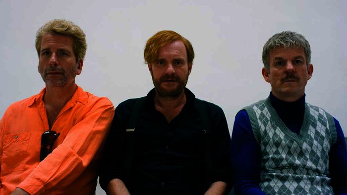 Dirk Stermann (Bernhard), Christoph Grissemann (Dragan), Heinz Strunk (Michael). Bild: Sender / Coop 99