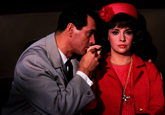 Ein schönes Paar - auf den ersten Blick: Der Amerikaner Carter Harrison (Rock Hudson) und die Italienerin Antonia, genannt Toni (Gina Lollobrigida), eine Künstlerin. Auf den zweiten Blick sind beide von völlig unterschiedlichem Temperament - häufig "fliegen die Fetzen".Bild: Sender / ZDF / Léo L. Fuchs