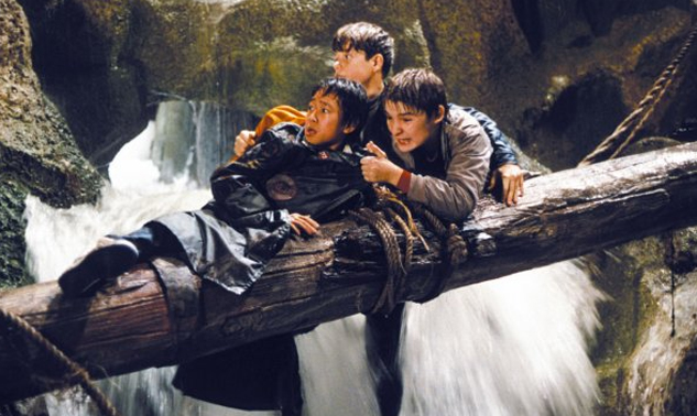 Sean Astin, Corey Feldman und Jonathan Ke Quan in „Die Goonies“. Bild: Sender