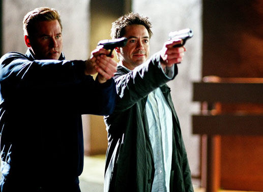 Val Kilmer und Robert Downey jr. in Schusslaune. Bild: Sender