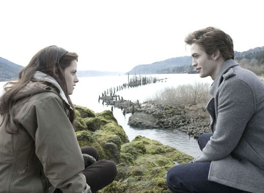 Kristen Stewart und Robert Pattinson – Liebe trotz allem. Bild: Sender